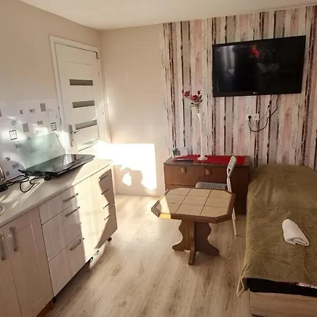 Rum i privatbostad U Lili